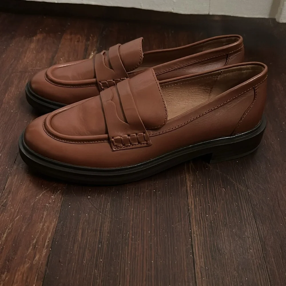 LIKE NEW Madewell The Vernon Dried Maple Brown Loafer Shoes - Picture 4 of 8